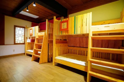 Hanok Soogbag Yeppeuda