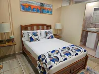 Beres Vale Apartments Hotels in Delaford