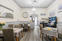 Cherwood Guest House - breakfast