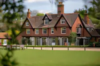 Ravenwood Hall Hotel - Villas
