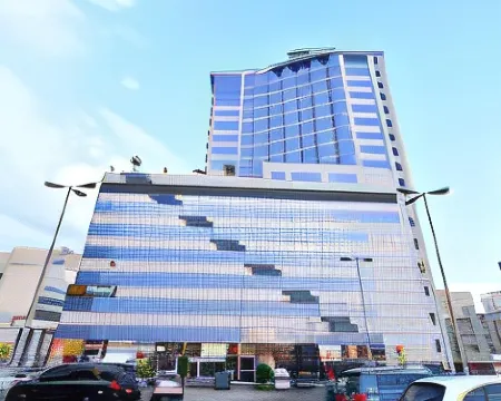 Dolphin Continental Hotel โรงแรมในSalmiya