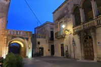 Arco Suite
