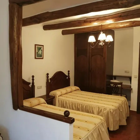 Hostal Ruta de las Nieves