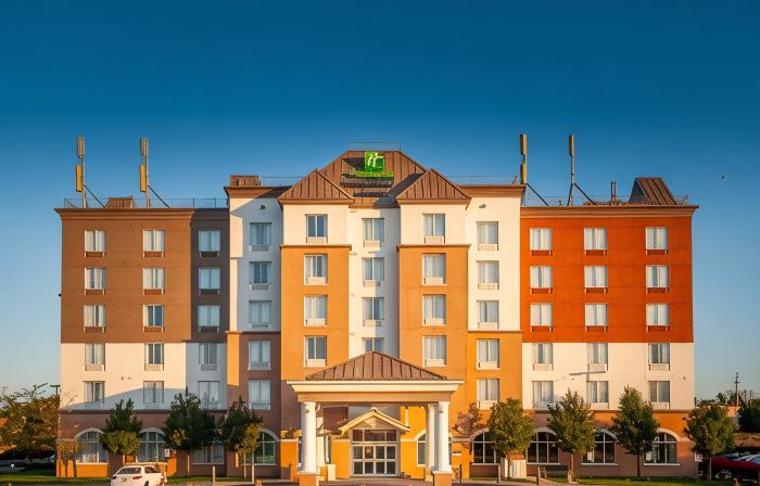 Holiday Inn Express & Suites CLARINGTON - BOWMANVILLE by IHG