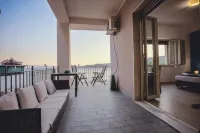 Oasis Hotels in Aci Castello