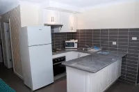 The Swiss Motel Hotels in Cooma