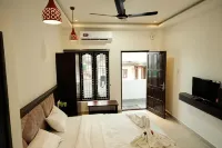 Heaven Stay Hotels near Veer Savarkar International Airport