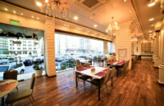 達爾法拉套房酒店