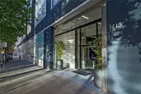 Penthouse above Pike Place Market +Target, Parking, 100 Walk Score Các khách sạn ở Pike Market District