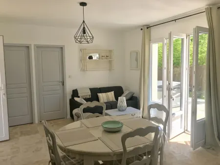 Les Mazets & Spa Duzès