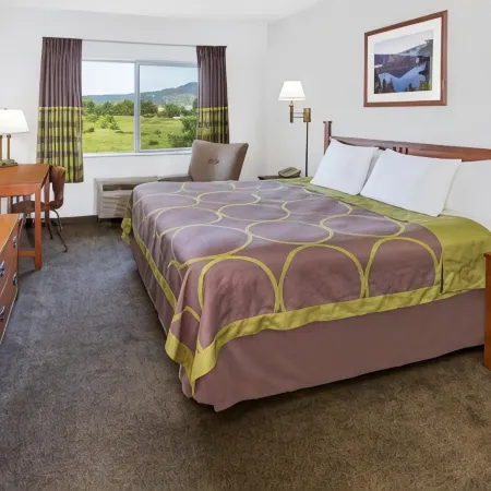 Super 8 by Wyndham Central Pt Medford