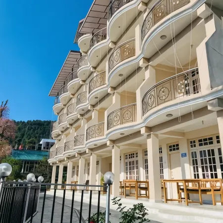 Sky Pie Hotel
