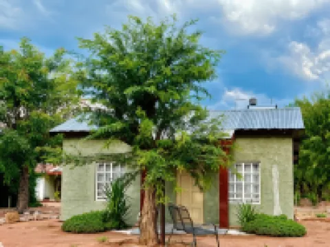 阿貝納布旅館及旅遊公司 住宿飯店