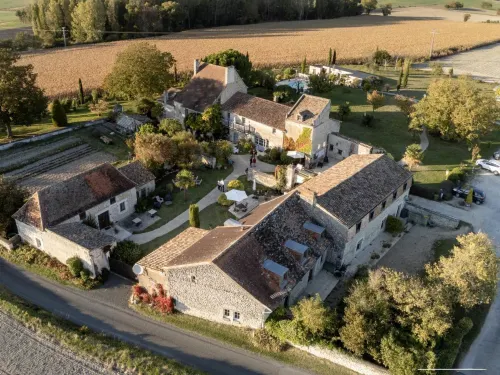 Le Pigeonnier du Perron Hôtel - 3 stjerner