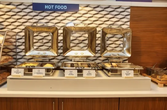 Holiday Inn Express & Suites Douglas by IHG