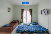 Villa Kensington Bandung 3 Bedrooms 15-Paxs Hotels in Sukajaya