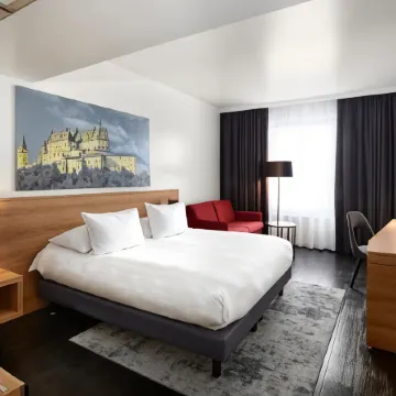 Park Inn by Radisson Luxembourg City Отели рядом с достопримечательностью «Гар»