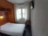 Puente Azud Hotels in Aviles