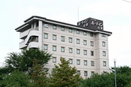 Hotel Route-Inn Court Yamanashi Отели рядом со станцией JR Enzan station