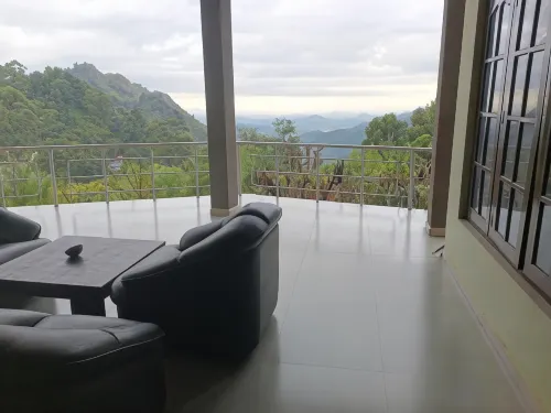 Tea Garden Holiday Inn - Bed and Breakfasts