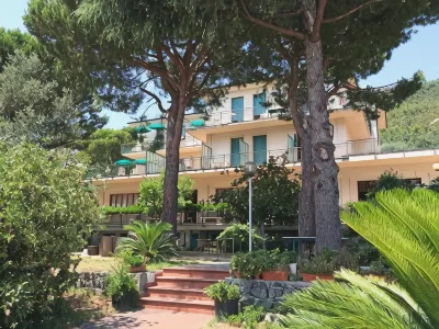 Residence la Vignetta Hotels in der Nähe von Bagni Nautilus Beach