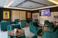 Eliana Hotel Отели в г. Дахран