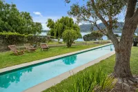 Riverfront Motel & Villas - Pools