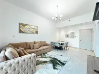 Alphatel Hostel - Dubai World Trade Centre