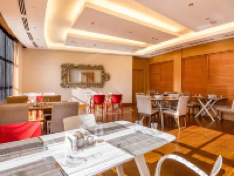 Grand Pasha Lefkosa Hotel & Casino & Spa ニコシアのホテル