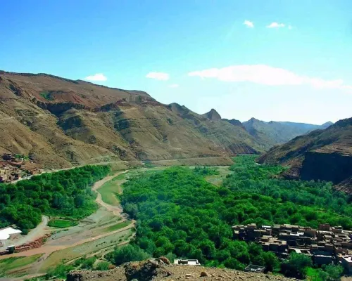 Kasbah des Montagns Maisons d'hôtes la vallée des Roses Hotels in Boumalne