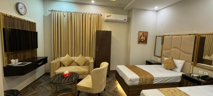 Gold Pine Hotel Lahore Ξενοδοχεία στην πόλη Λαχόρη