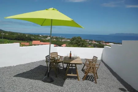 4 bedrooms & great view