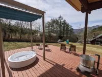 Log Cabin Rentals & Finland Sauna Step House Hotels in Yamanakako