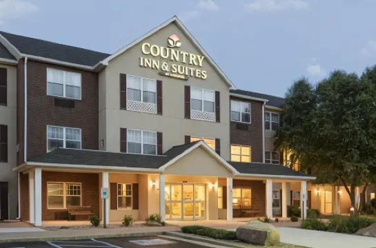 Country Inn & Suites by Radisson, Mason City, IA Hôtels à : Mason City