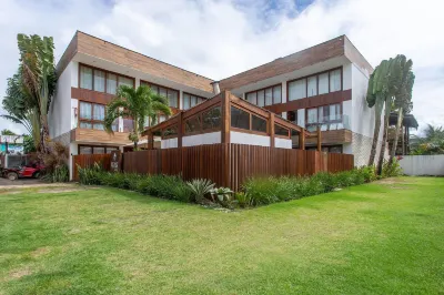 Cpr - Apartamentos a 200m da Praia Com Piscina