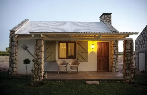 Gondwana Kalahari Farmhouse - Homestays