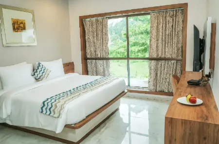 Nest Beacon Resort Daman