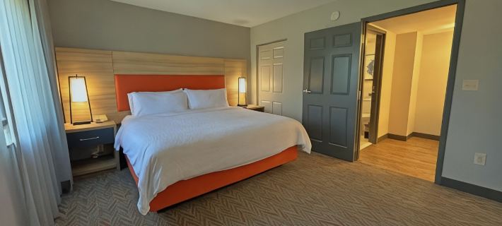 キャンドルウッド スイーツ インディアナポリス ダウンタウン メディカル ディストリクト by IHG インディアナポリスのホテル