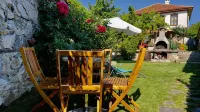 Iliikova House Hotels in 