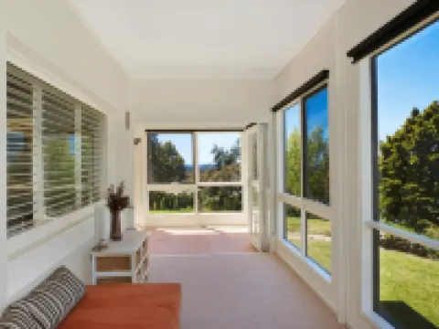 St Raphael Hotels in Leura