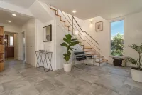 LV Premier La2 Pool, AC, Garden, Sea View