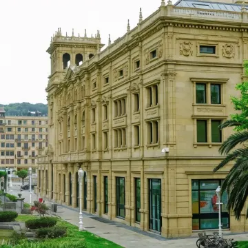 Boulevart Donostia Отели рядом с достопримечательностью «Морской музей»