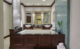 Renaissance Montgomery Hotel & Spa at the Convention Center