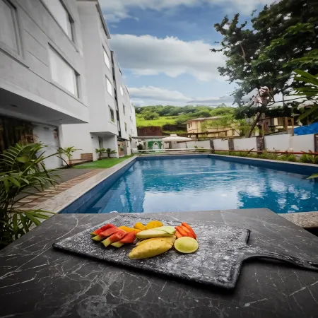 Hue Guh the Porto Candolim