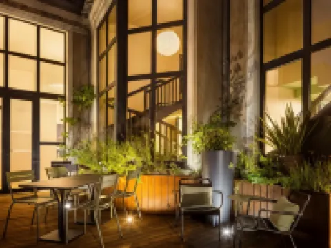 Markus Hoteles en Angers