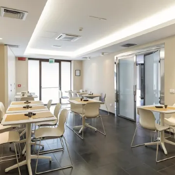 El Homs Palace Hotel