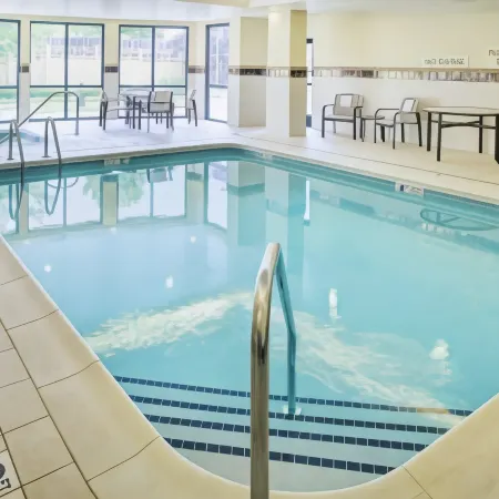 Courtyard Roanoke Airport