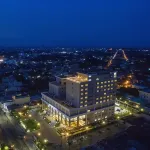 Khách sạn Sunrise Các khách sạn gần Chùa Vĩnh Xuân