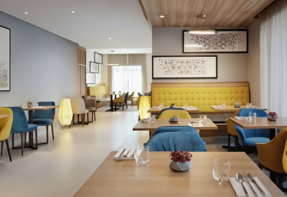 Hampton by Hilton Dubai Al Barsha의 쾌적한 로비 사진