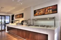 Livadhiotis City Hotel